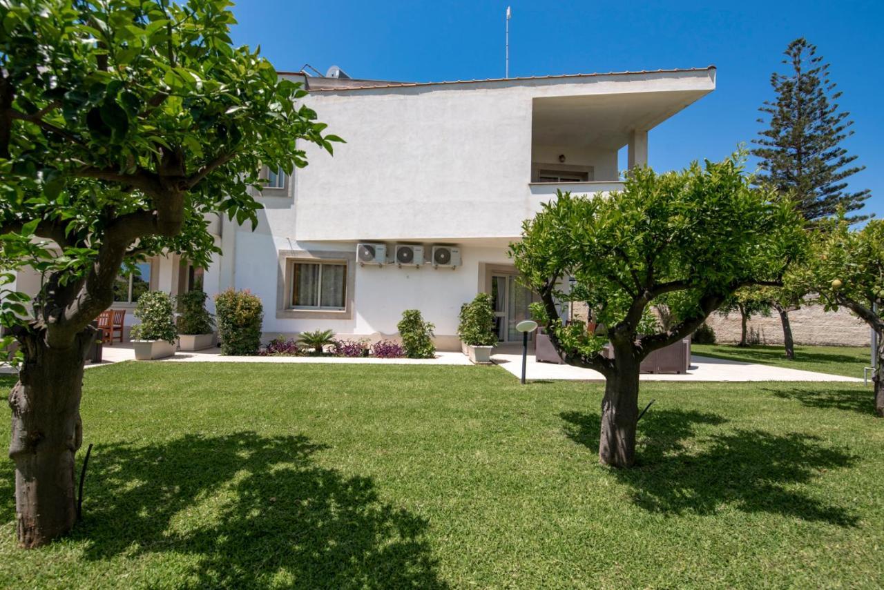 Villa Venera Fontane Bianche Eksteriør billede