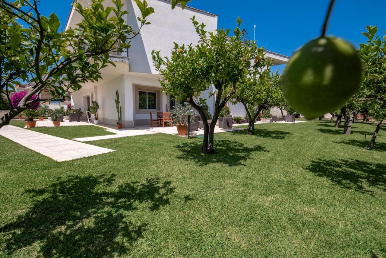 Villa Venera Fontane Bianche Eksteriør billede